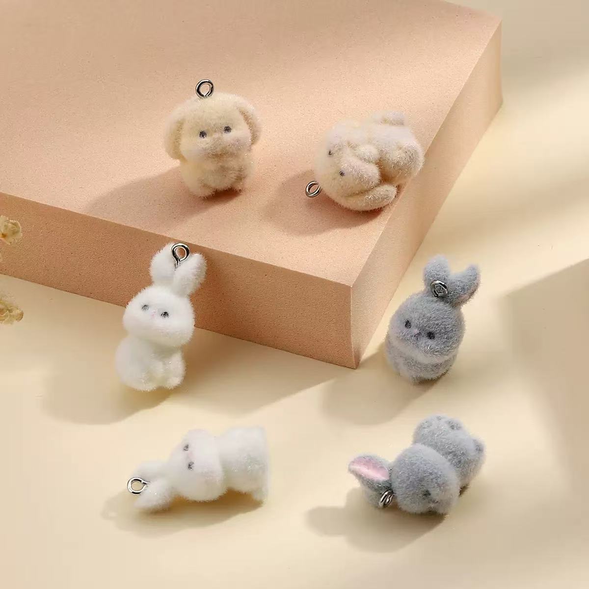10개 플로킹 작은 토끼 레진 참 동물 펜던트 DIY  - Resin Craft Projects 리뷰 및 가격
